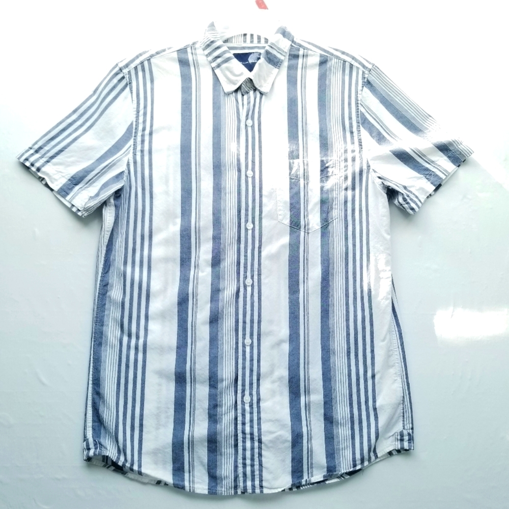 Mens shirt American Eagle short Sleeves size M